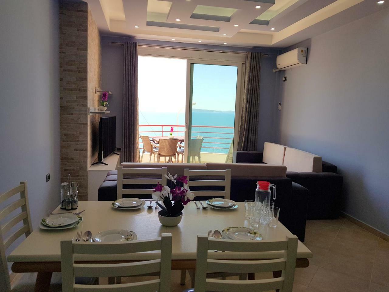 Apartment Of Beautiful Dreams Over The Sea Sarandë 外观 照片