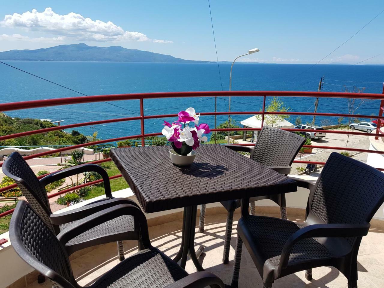 Apartment Of Beautiful Dreams Over The Sea Sarandë 外观 照片